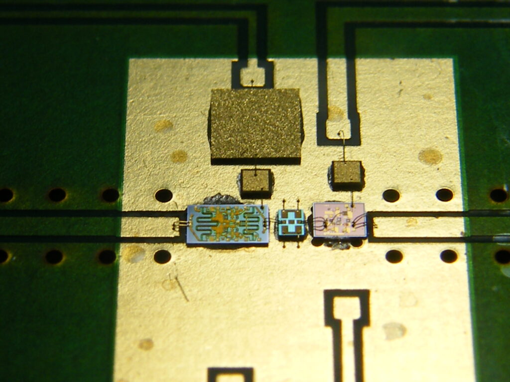 Transit and recieve modules and active rf circuts development 1