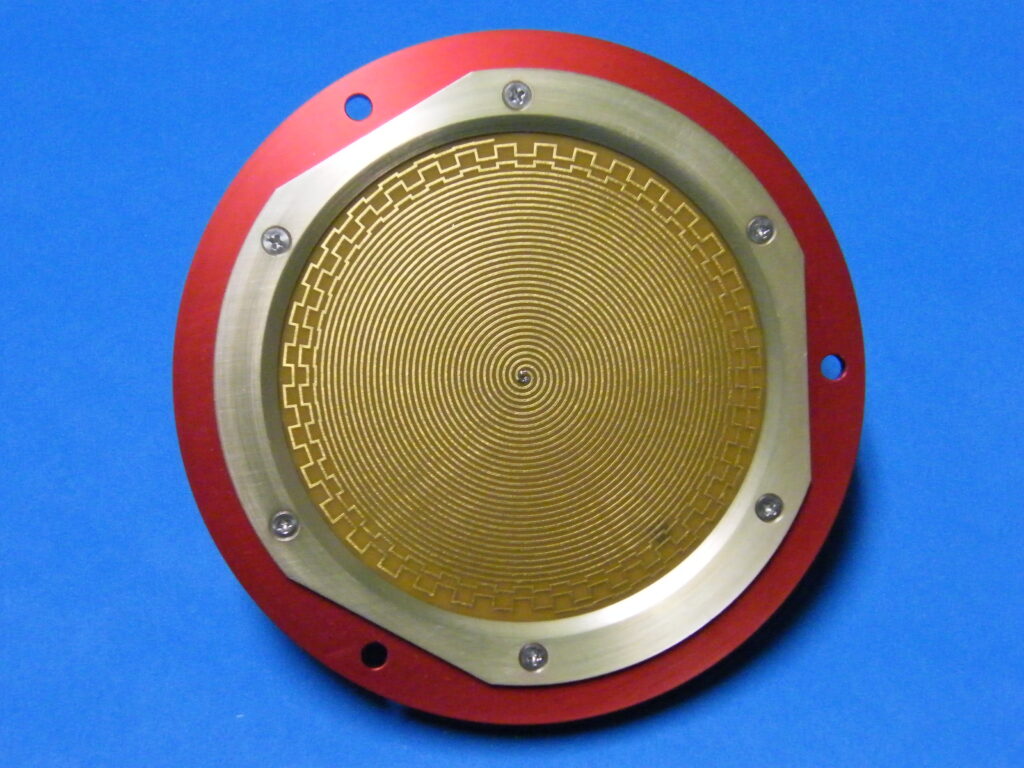Embedded and Low-Gain Communication Antennas 11 DSCF0445